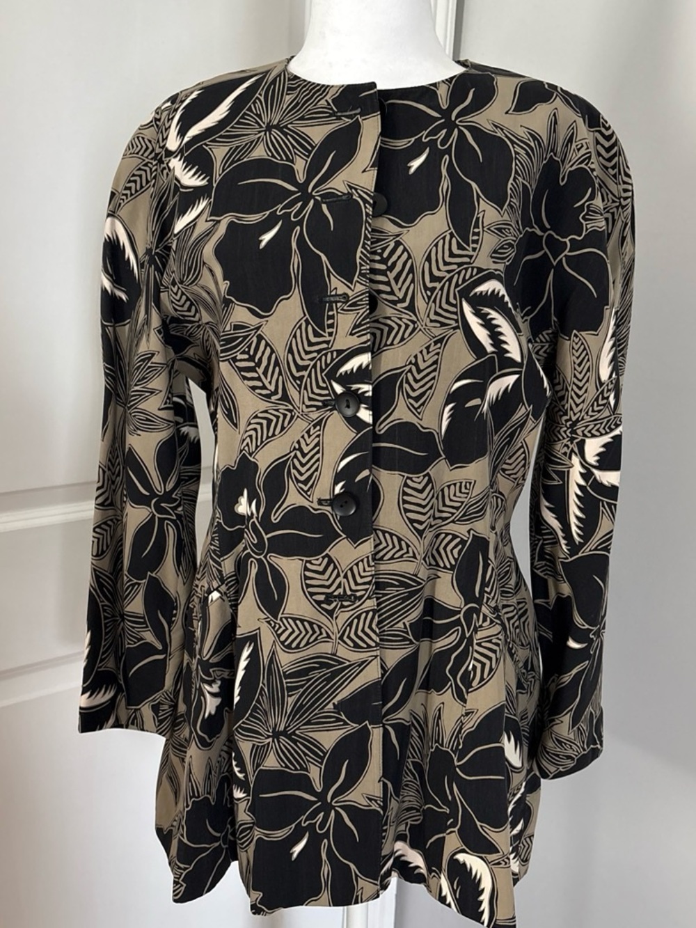 Escada light weight jacket